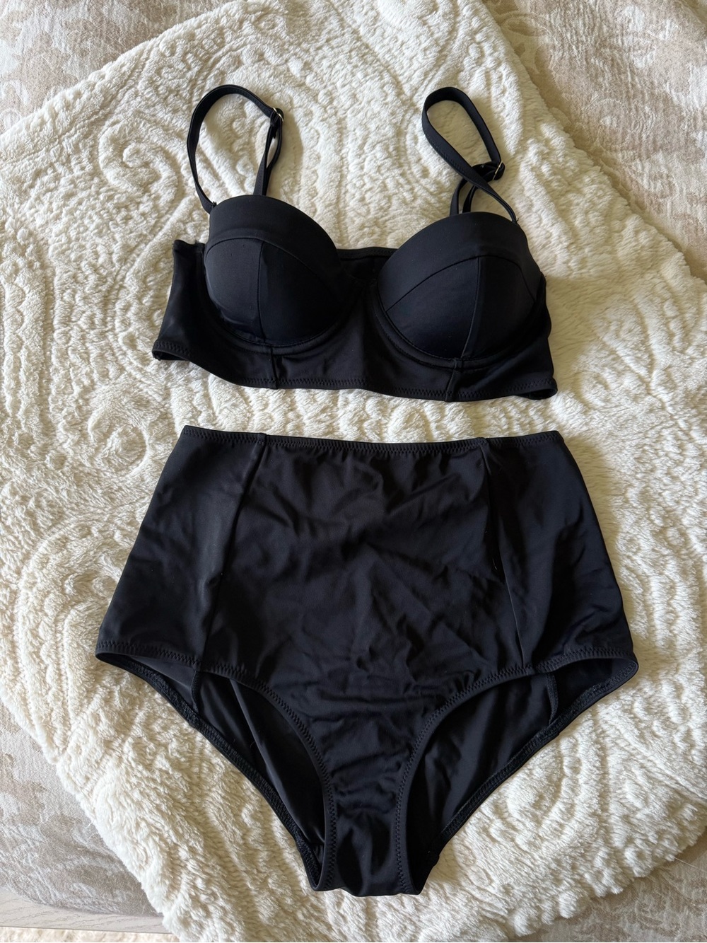 Topshop Black High-Waist Bra Bikini Set with Underwire - Picture 2 of 4